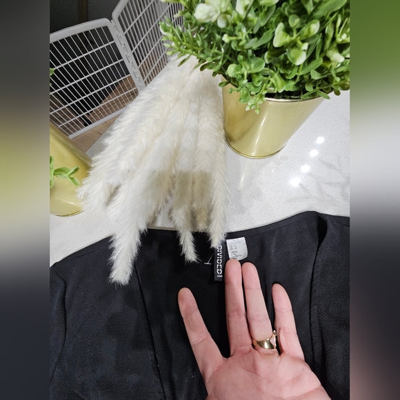 H&M Jolie petite robe noir fluide, coupe en A, à manches longues - Picture 3 of 5